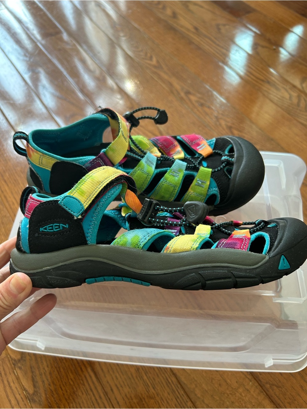 Keen ladies 6 shoes